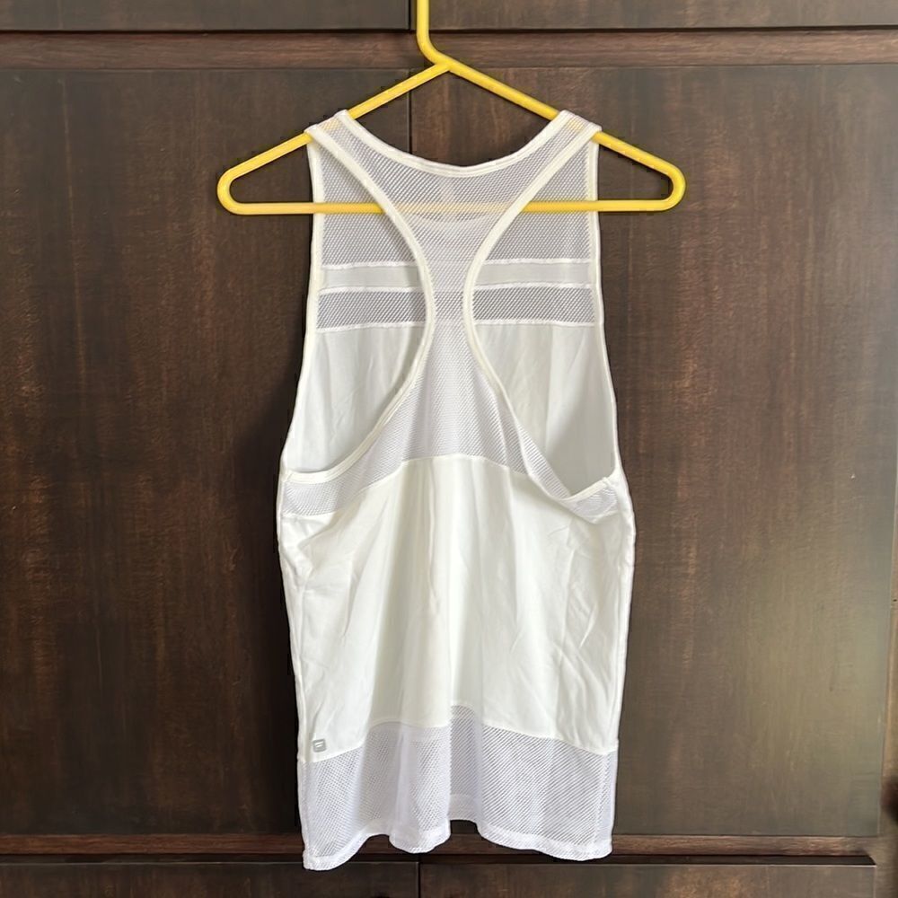 ‎Fabletics White Mesh Racerback Tank Top - Picture 4 of 5